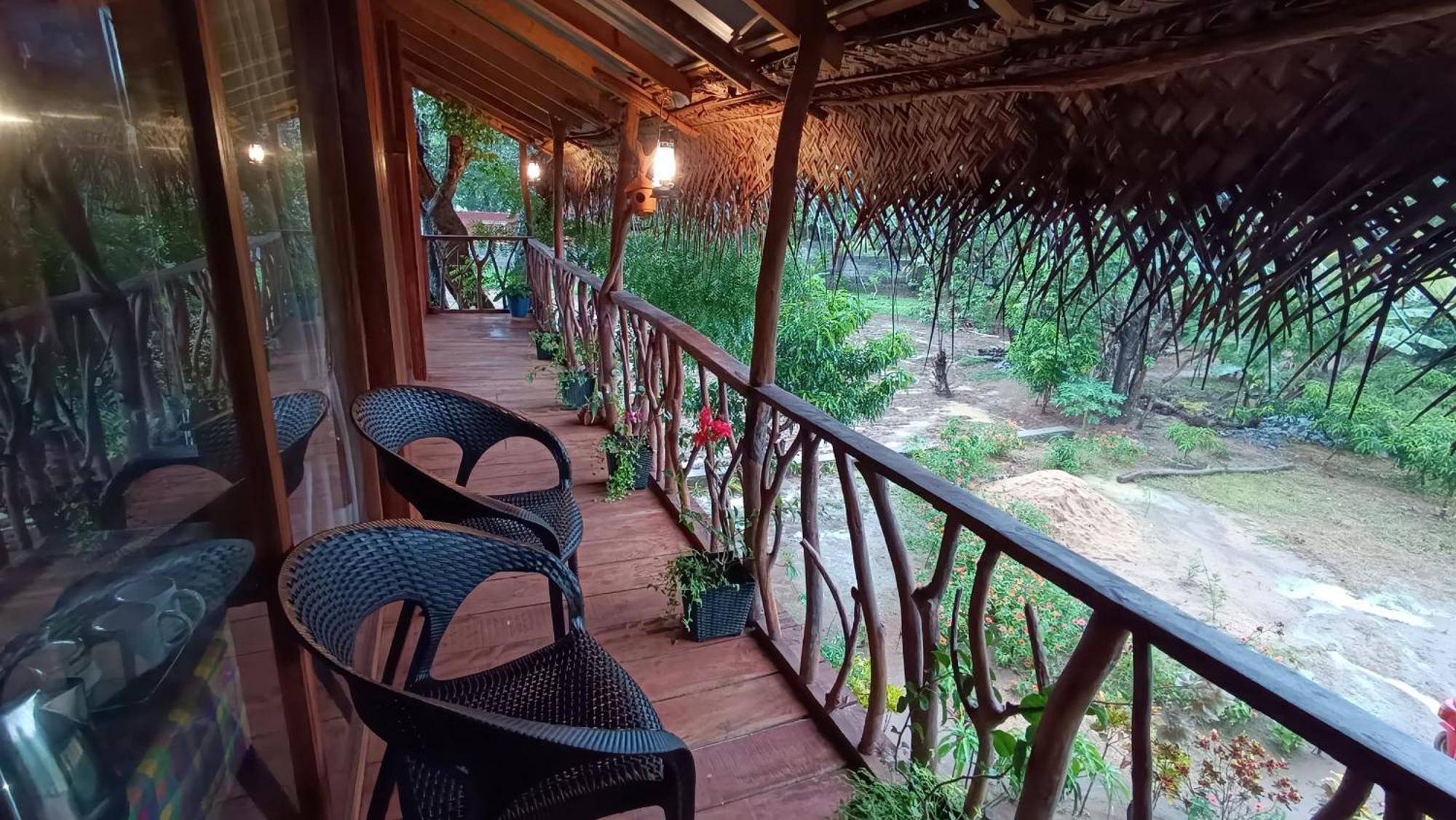 Вілла Sigiriya Rock View Tree House Екстер'єр фото